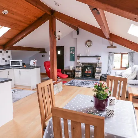 Holiday home Hazelwood *